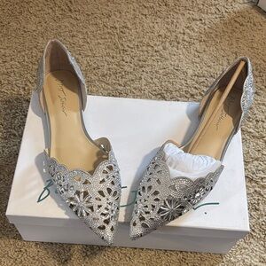 Betsey Johnson Silver Floral Cutout D'Orsay Pointed Flats